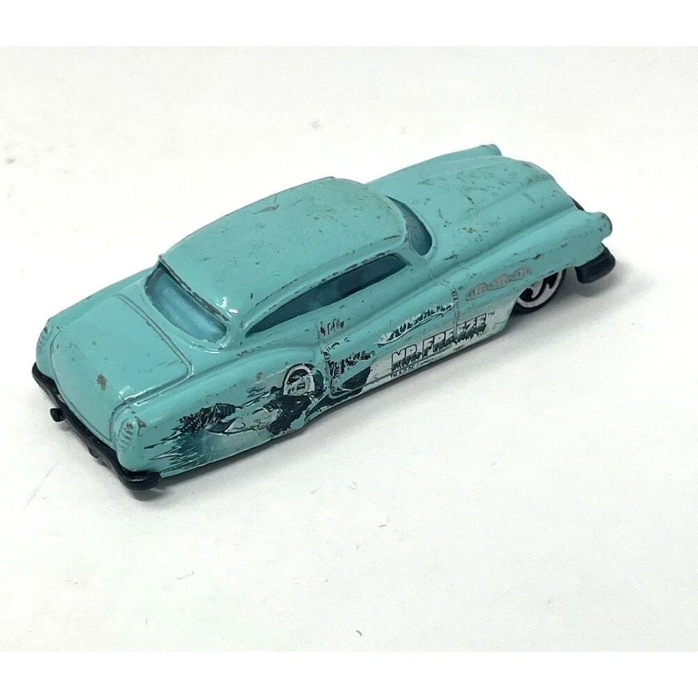 Hot Wheels Batman Diecast Car Lot 4pc DC Comics Batmobile Robin Mr Freeze 1:64‎